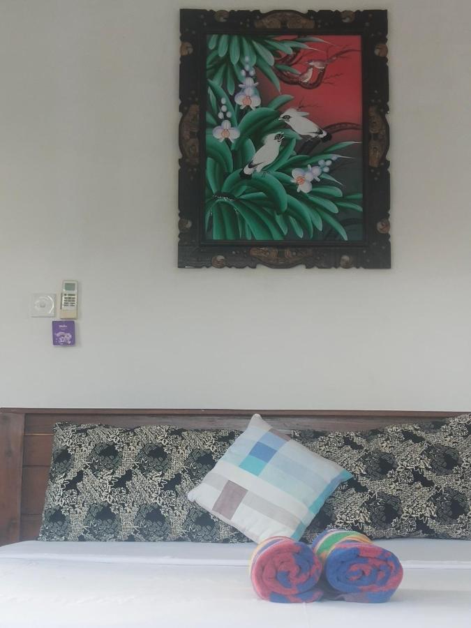 Santa Fe Homestay & Warong Amed  Exterior photo