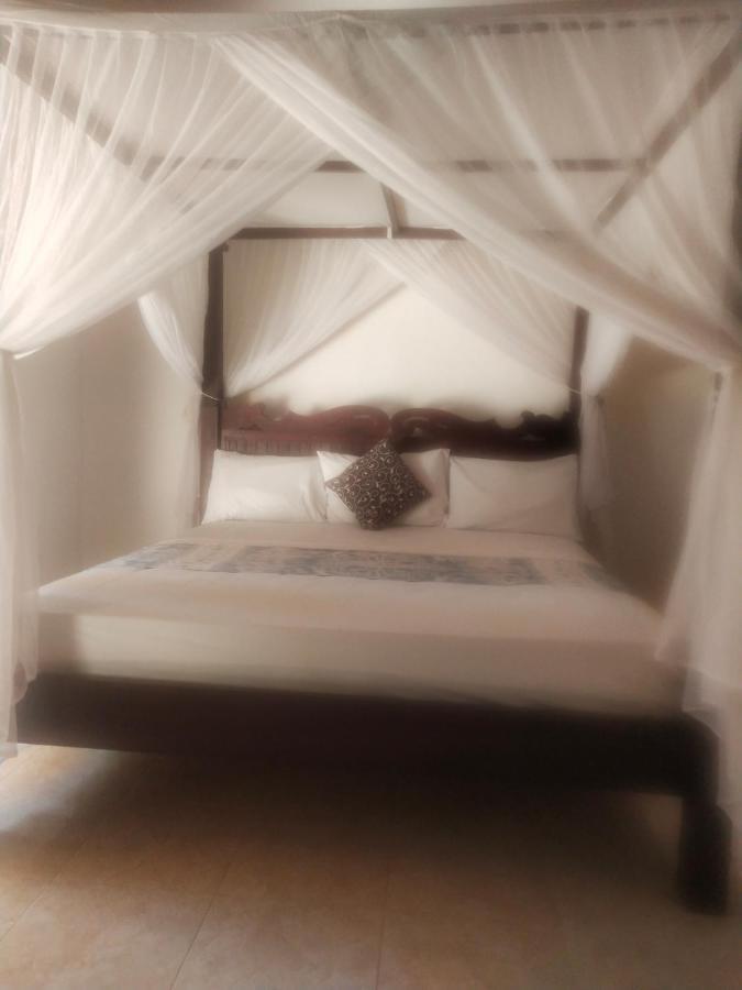 Santa Fe Homestay & Warong Amed  Exterior photo