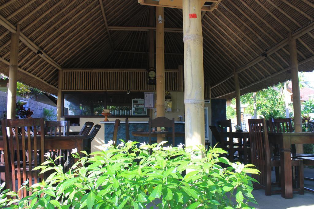 Santa Fe Homestay & Warong Amed  Exterior photo