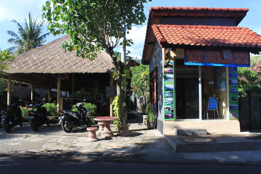 Santa Fe Homestay & Warong Amed  Exterior photo