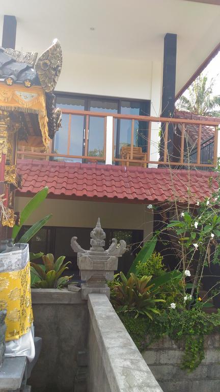 Santa Fe Homestay & Warong Amed  Exterior photo