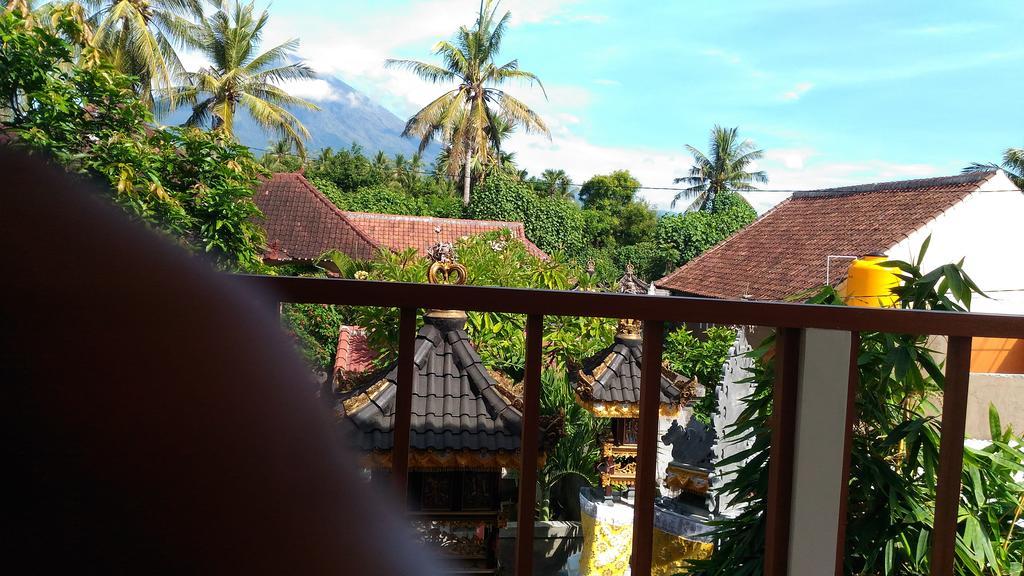Santa Fe Homestay & Warong Amed  Exterior photo