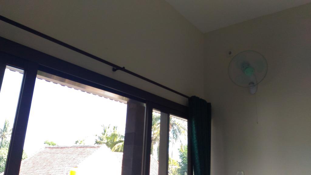 Santa Fe Homestay & Warong Amed  Exterior photo