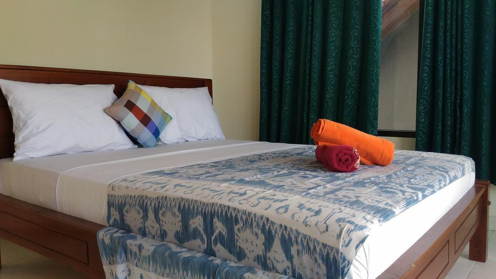 Santa Fe Homestay & Warong Amed  Exterior photo